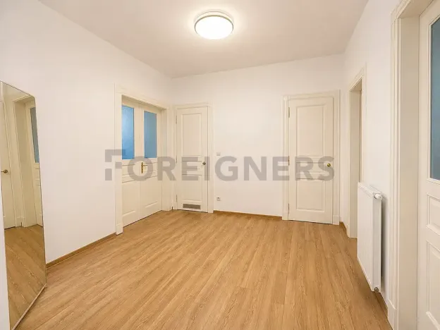 Pronájem bytu 2+1, Praha - Bubeneč, Šmeralova, 80 m2