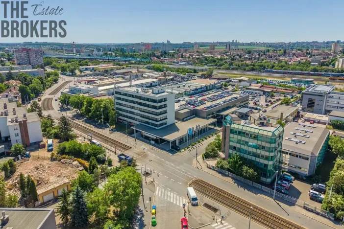 Pronájem kanceláře, Praha - Strašnice, Průběžná, 375 m2