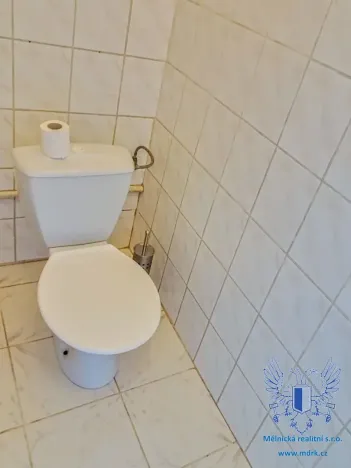 Pronájem kanceláře, Mělník, Legionářů, 105 m2