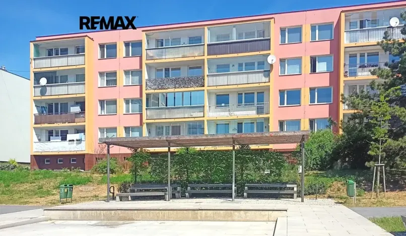 Prodej bytu 1+kk, Slaný, Na Dolíkách, 33 m2