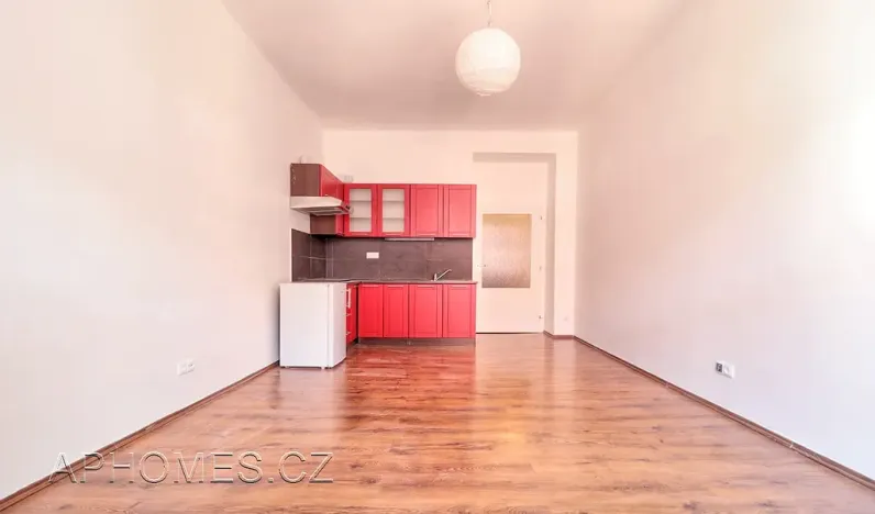 Pronájem bytu 1+kk, Praha - Holešovice, U průhonu, 21 m2