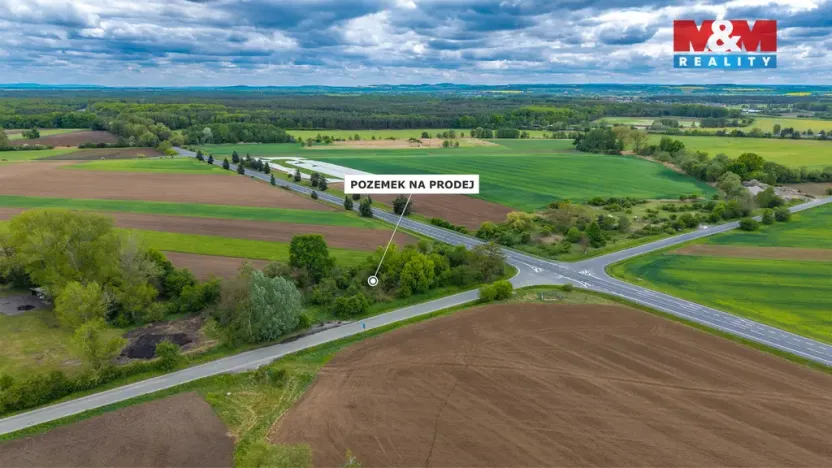 Prodej komerčního pozemku, Poděbrady - Kluk, 2811 m2
