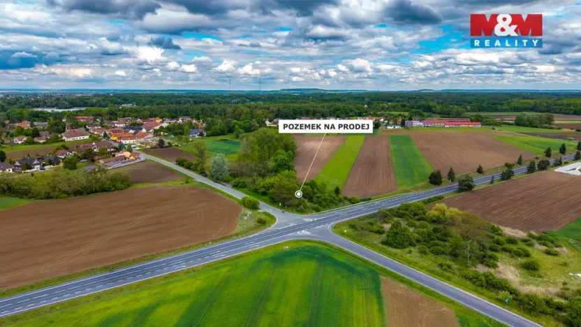 Prodej komerčního pozemku, Poděbrady - Kluk, 2811 m2