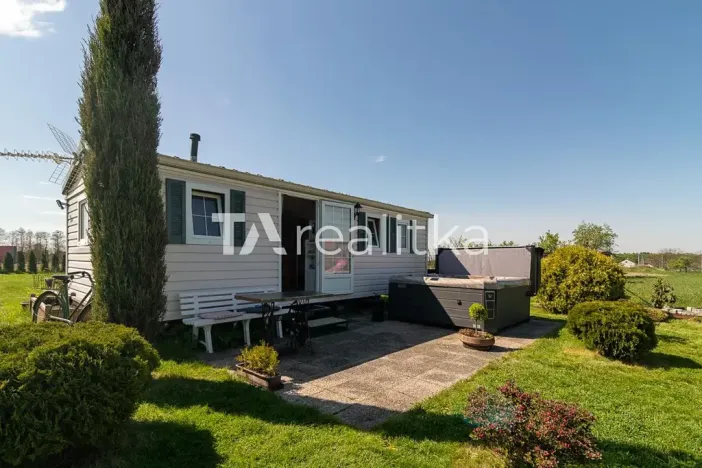 Prodej zahrady, Dolní Lutyně, Mezi Cestami, 2200 m2