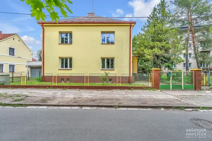 Pronájem bytu 2+1, Hradec Králové, Fučíkova, 75 m2