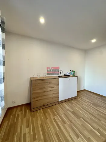 Pronájem bytu 1+1, Praha - Libeň, Koláčkova, 38 m2
