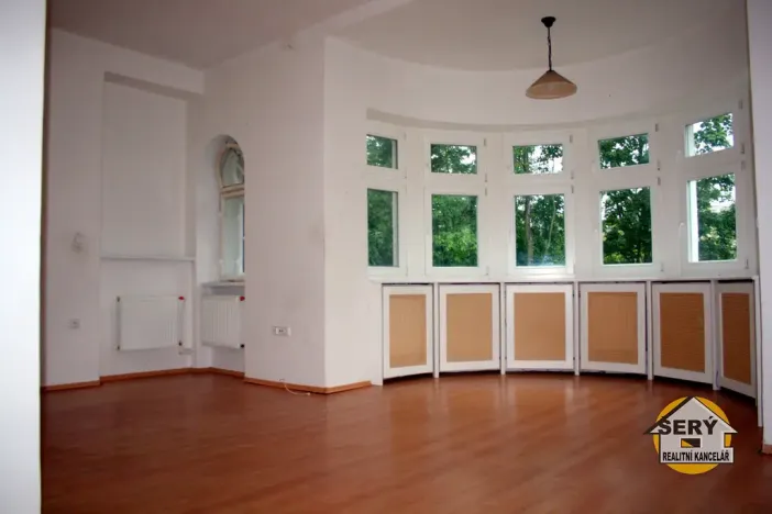 Pronájem bytu 1+kk, Jihlava, třída Legionářů, 36 m2