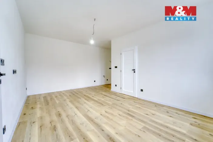 Prodej bytu 2+kk, Tlučná, Tlučenská kolonie, 41 m2