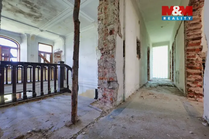 Prodej historického objektu, Žulová - Tomíkovice, 1400 m2