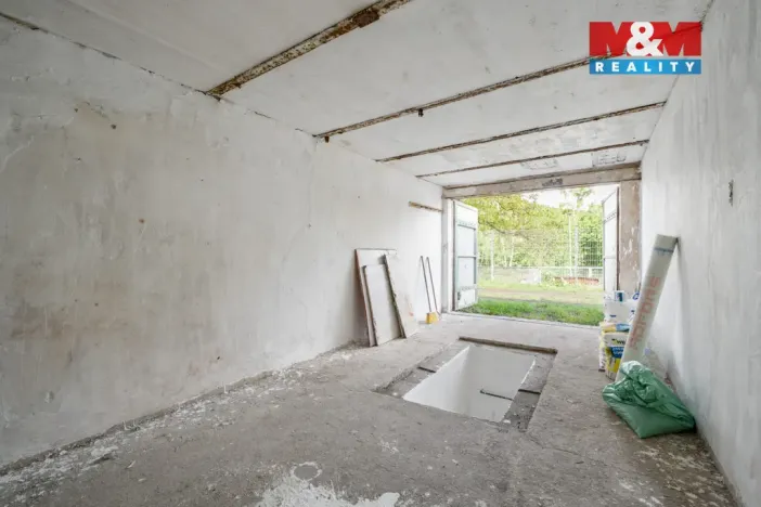 Prodej garáže, Bílina - Mostecké Předměstí, 18 m2