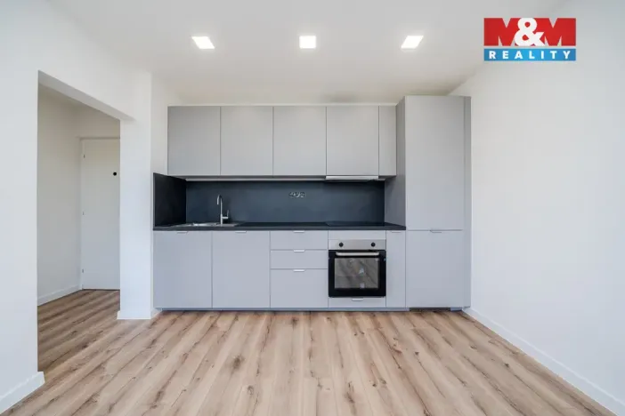 Prodej bytu 2+kk, Ostrava - Mariánské Hory, Marie Pujmanové, 40 m2