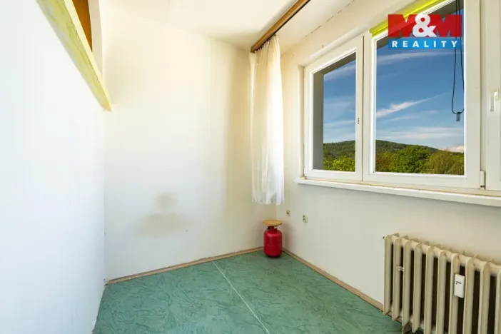 Prodej bytu 1+1, Kamenický Šenov, Pískovec I, 40 m2