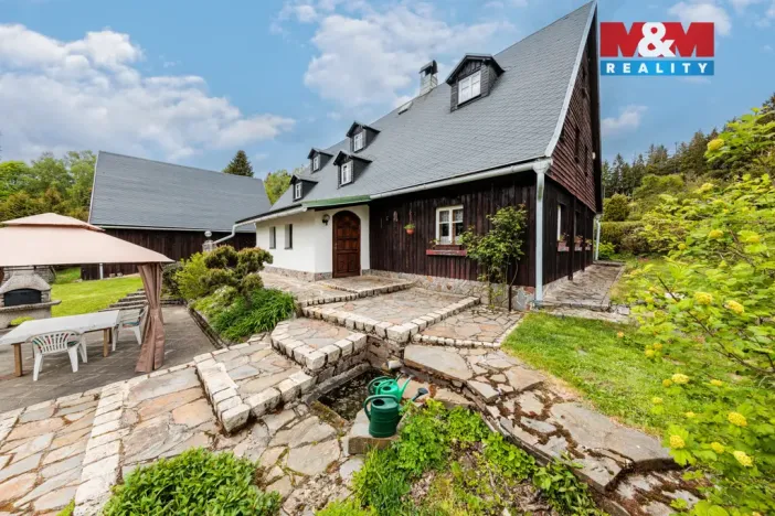 Prodej rodinného domu, Kraslice - Tisová, 250 m2