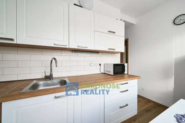 Prodej bytu 1+kk, Trutnov - Horní Staré Město, Za Komínem, 32 m2