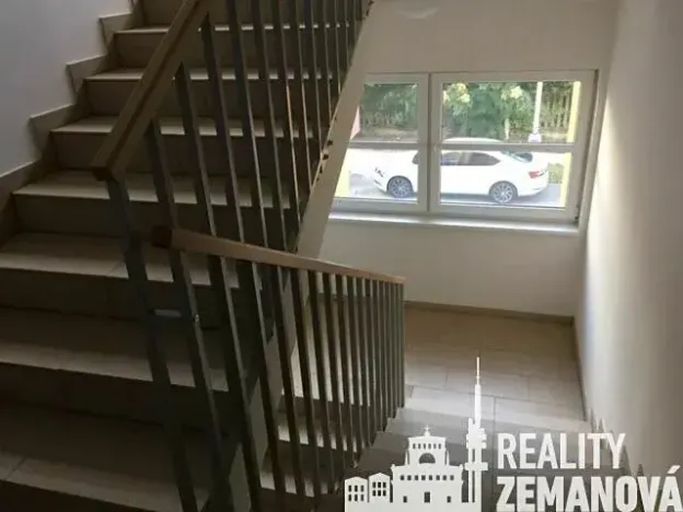 Pronájem bytu 1+kk, Praha - Michle, Hanusova, 30 m2