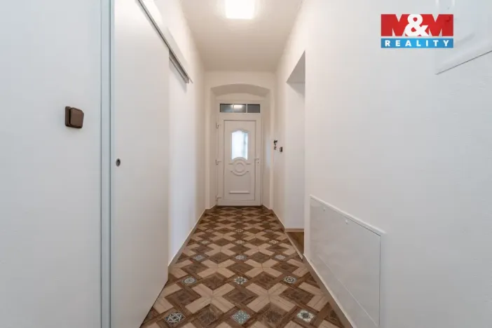 Prodej rodinného domu, Moravec, 220 m2