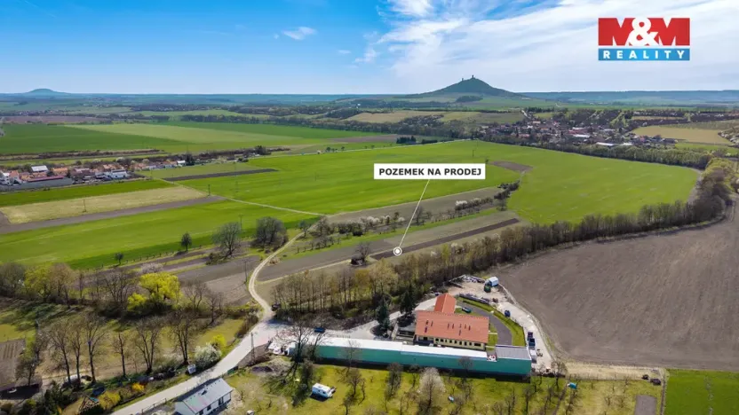 Prodej pole, Třebenice, 3309 m2