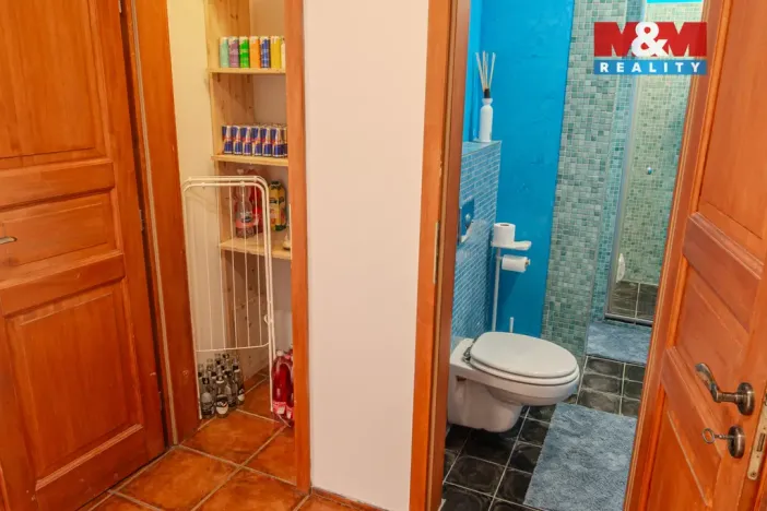 Pronájem bytu 2+kk, Praha, Názovská, 50 m2