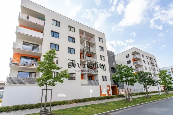 Pronájem bytu 1+kk, Praha - Vysočany, Strnadových, 34 m2