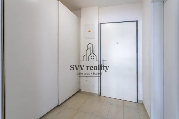 Pronájem bytu 1+kk, Praha - Vysočany, Strnadových, 34 m2