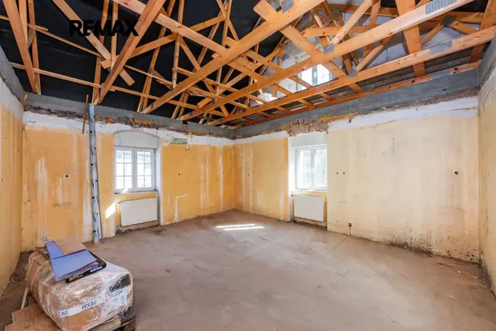 Prodej činžovního domu, Černuc, 330 m2