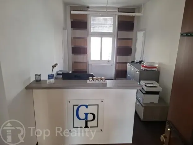 Pronájem kanceláře, Karlovy Vary, Bělehradská, 107 m2