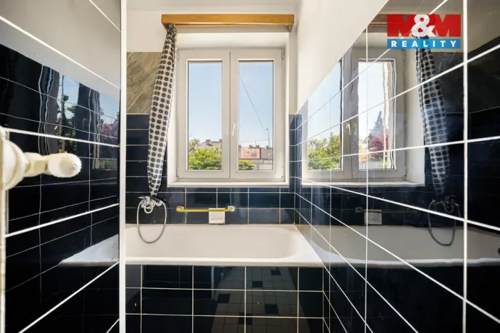 Prodej bytu 2+1, Praha - Strašnice, Královická, 52 m2