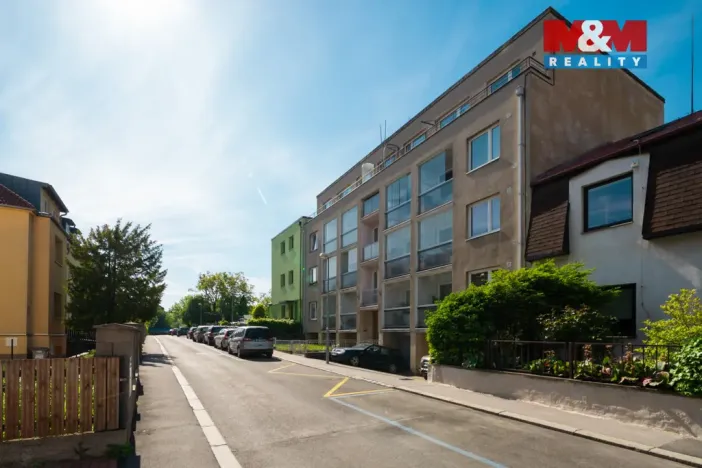 Prodej bytu 2+1, Praha - Strašnice, Královická, 52 m2
