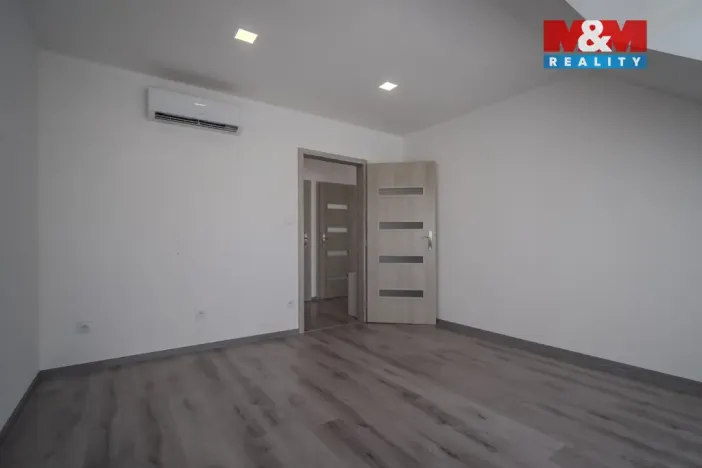 Prodej bytu 3+kk, Ostrava - Slezská Ostrava, Zárubecká, 79 m2