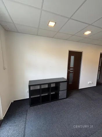 Pronájem kanceláře, Most, Obránců míru, 68 m2