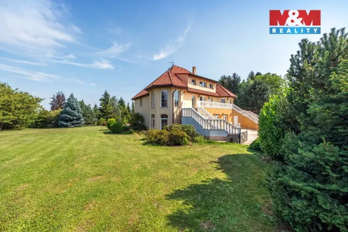 Pronájem rodinného domu, Říčany - Radošovice, Mozartova, 395 m2