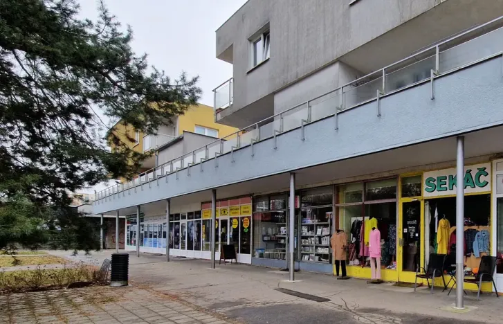 Prodej obchodního prostoru, Otrokovice - Kvítkovice, Hlavní, 430 m2