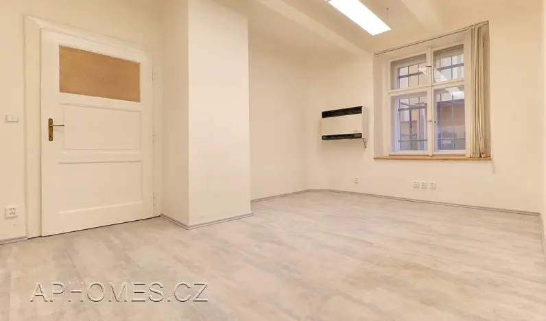 Pronájem kanceláře, Praha - Bubeneč, Terronská, 34 m2