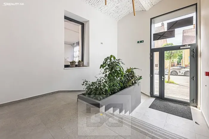 Pronájem bytu 1+kk, Hradec Králové, Pražská třída, 25 m2