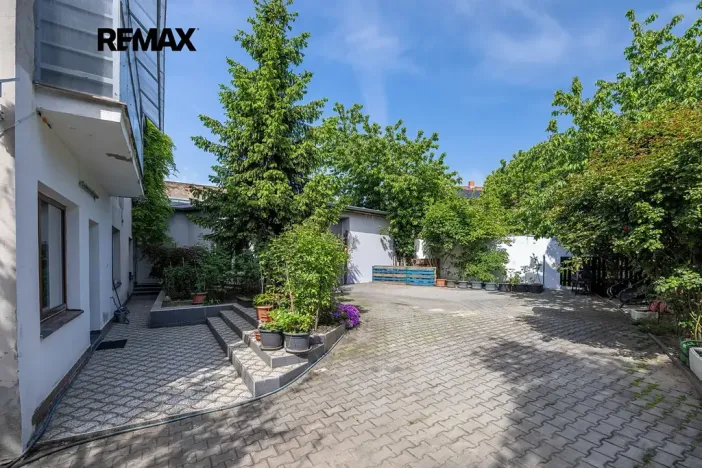 Prodej rodinného domu, Praha - Horní Počernice, Náchodská, 316 m2