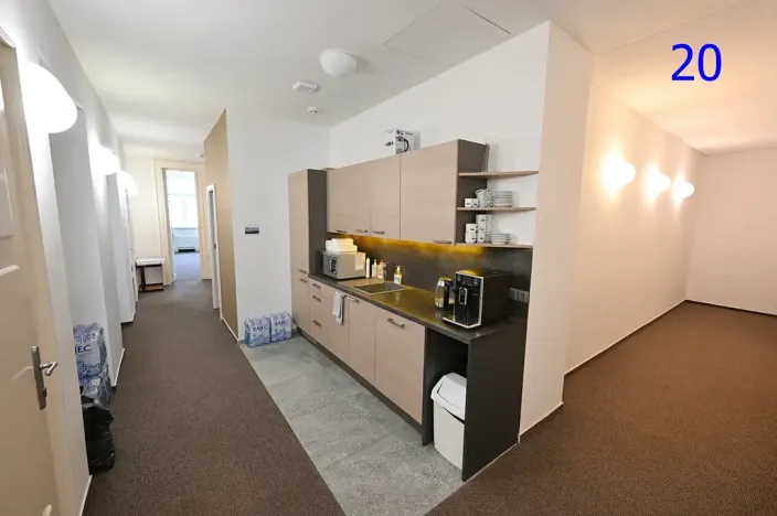 Pronájem kanceláře, Praha - Nové Město, Na příkopě, 264 m2