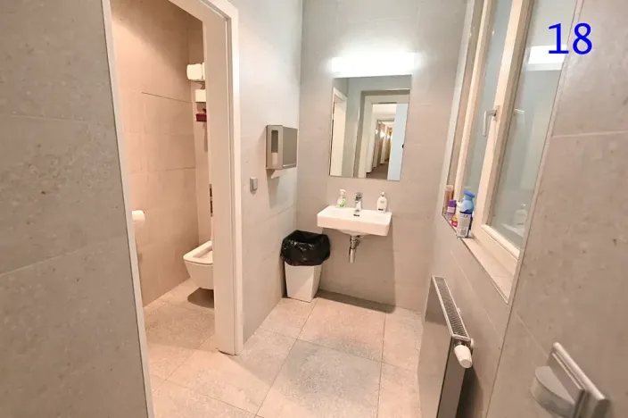 Pronájem kanceláře, Praha - Nové Město, Na příkopě, 264 m2