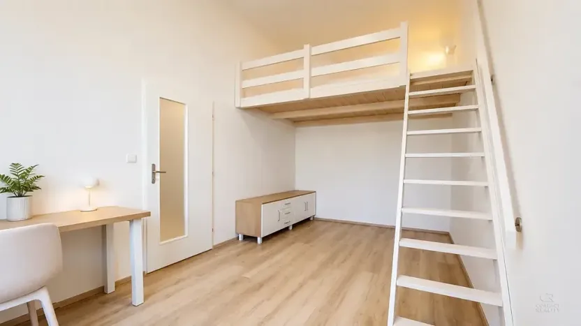 Pronájem bytu 2+kk, Praha - Nusle, Boleslavova, 37 m2
