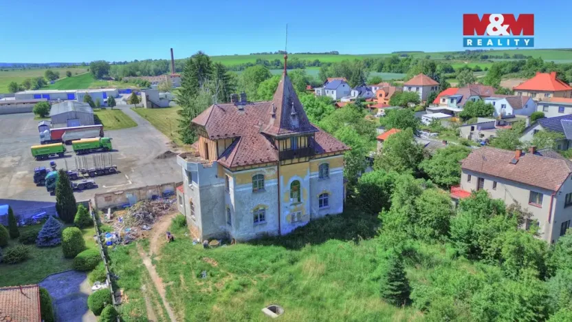 Prodej rodinného domu, Nový Bydžov, Třída B. Smetany, 400 m2