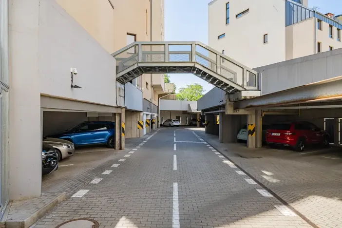 Pronájem bytu 4+kk, Praha - Strašnice, V olšinách, 100 m2