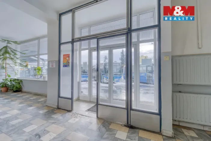 Pronájem obchodního prostoru, Klatovy - Klatovy III, Nádražní, 38 m2