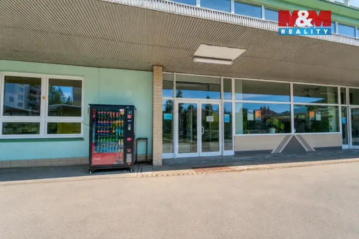 Pronájem obchodního prostoru, Klatovy - Klatovy III, Nádražní, 38 m2