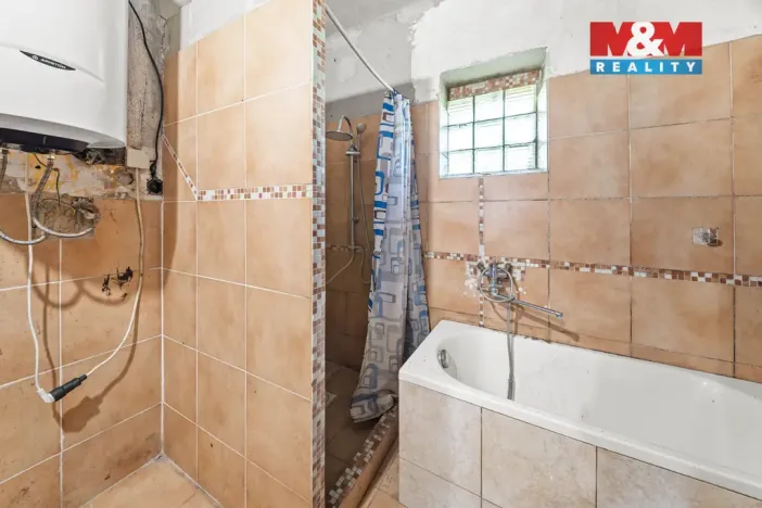 Prodej zemědělské usedlosti, Běchary - Běchárky, 141 m2