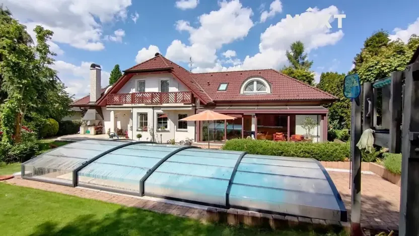 Prodej vícegeneračního domu, Praha - Uhříněves, Merkurova, 420 m2