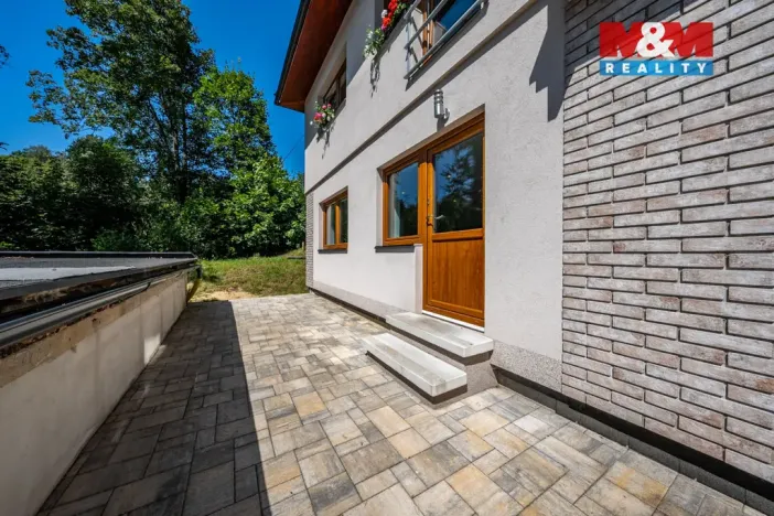 Prodej rodinného domu, Janov nad Nisou - Loučná nad Nisou, 340 m2