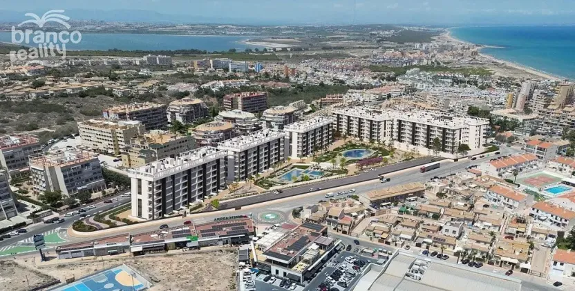 Prodej bytu 4+kk, Torrevieja, Alicante, Španělsko, 96 m2