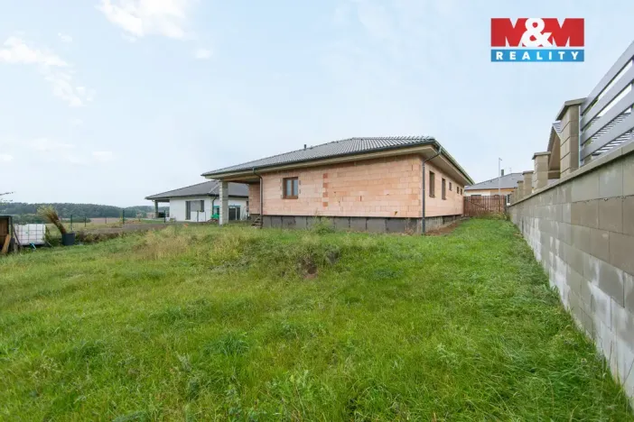 Prodej rodinného domu, Luženičky - Luženice, 124 m2