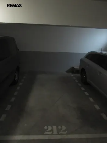 Pronájem garážového stání, Praha - Suchdol, Internacionální, 15 m2