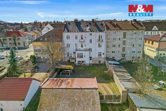 Prodej obchodního prostoru, Louny, Husova, 744 m2
