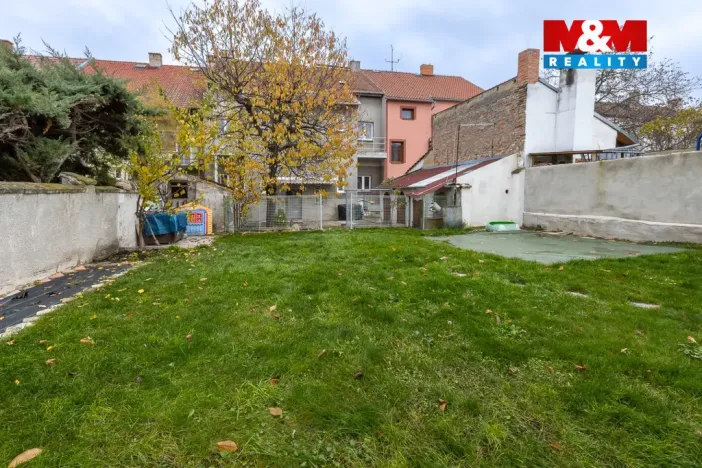 Prodej činžovního domu, Louny, Karlova, 193 m2